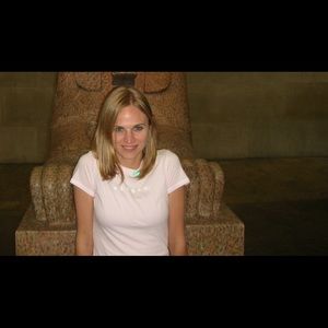 Meet your Posher, Amy